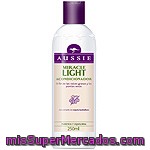 Aussie Acondicionador Miracle Light Con Extracto De Lúpulo Australiano Frasco 250 Ml Purifica Y Equilibra