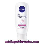 Bajo La Ducha Desmaquillador Para Piel Seca Y Sensible Nivea 150 Ml.