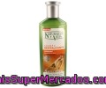 Champú Sensitive Revitalizante Ginseng Naturaleza Y Vida 300 Mililitros