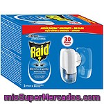 Raid Insecticida Volador Eléctrico Líquido Antimosquitos Comunes Y Tigre 30 Noches Aparato + Recambio Acción Rápida Y Constante