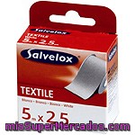 Salvelox Esparadrapo Textil Blanco 5m X 2,5 Cm Para Fijar Vendajes En Codos Y Rodillas Rollo 1 Unidad